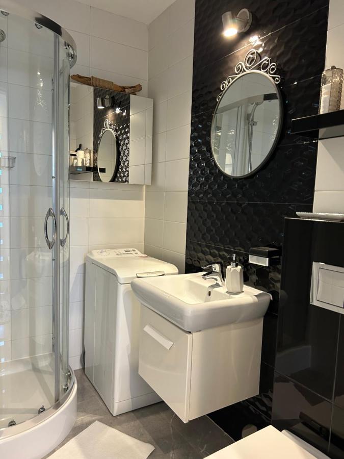 Near To The Beach & City Centre Apartment Jagiellonska Kolobrzeg Ngoại thất bức ảnh
